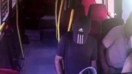 Dolmuşta yankesicilik yapmaktan yakalandı, gazetecilere hakaret etti