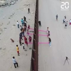 Des balançoires installées à la frontière entre le Mexique et les USA