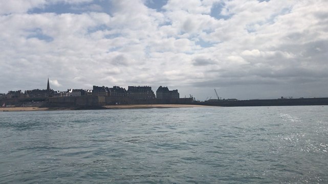Le nouveau canot des sapeurs-pompiers de Saint-Malo