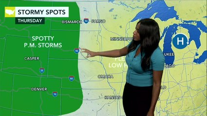 Snowstorm snarls travel in central States