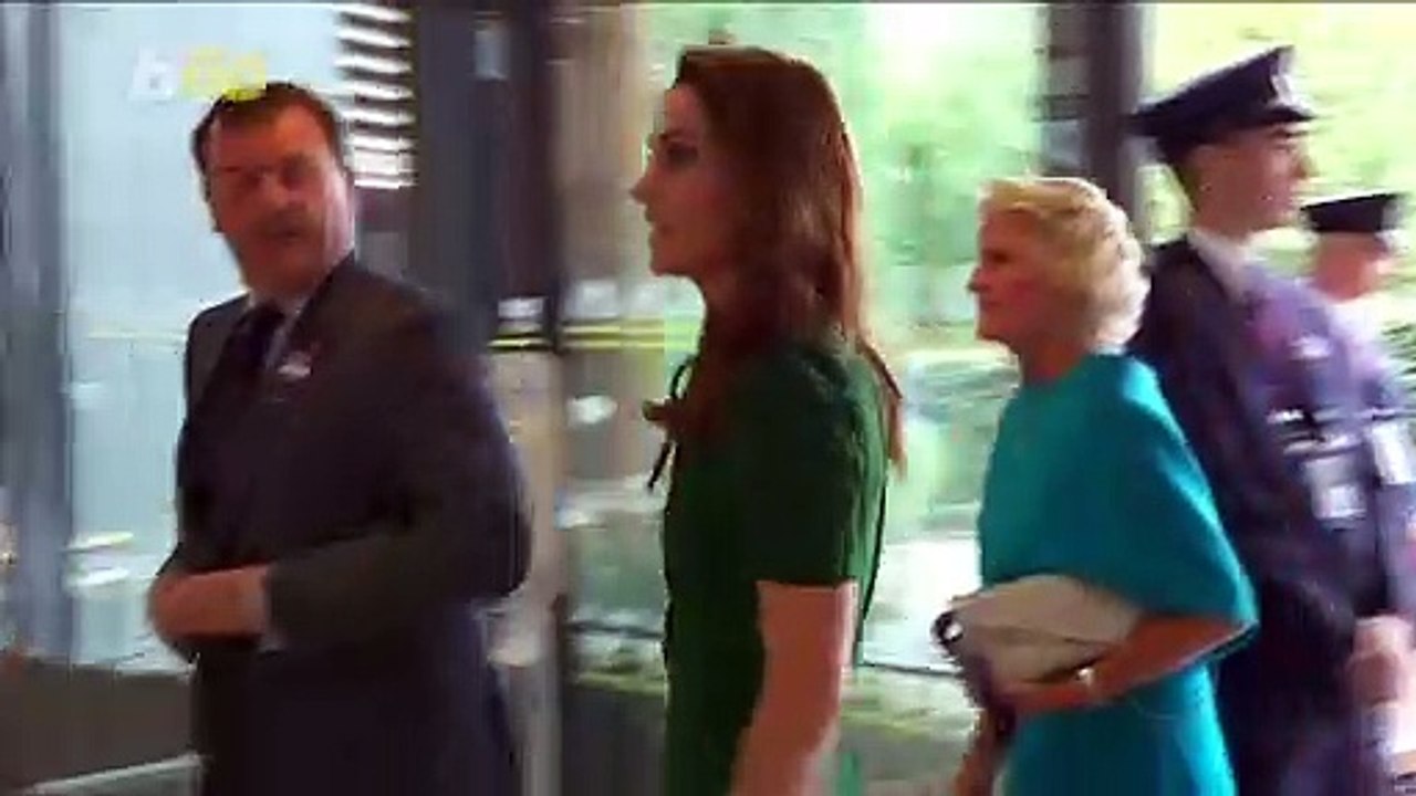 Learn To Dress Like Meghan Markle and Kate Middleton Taking this ‘Royal Fashion’ University Course