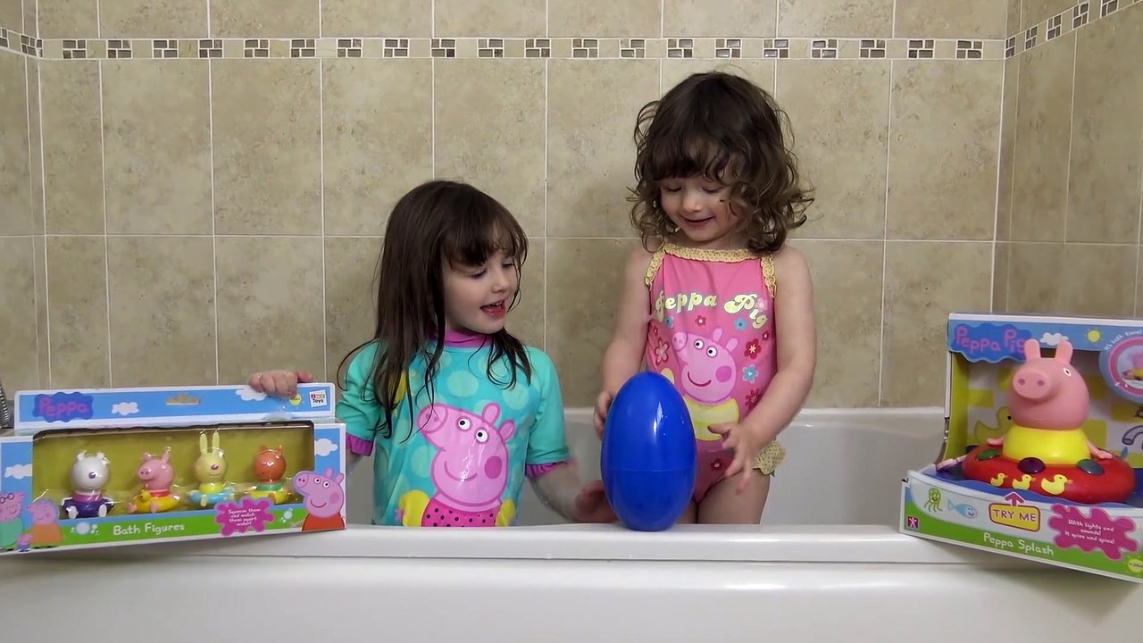 Diversão de banheira com Peppa Pig George Pig