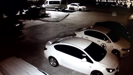 Adana'da akü hırsızlığı güvenlik kamerasında