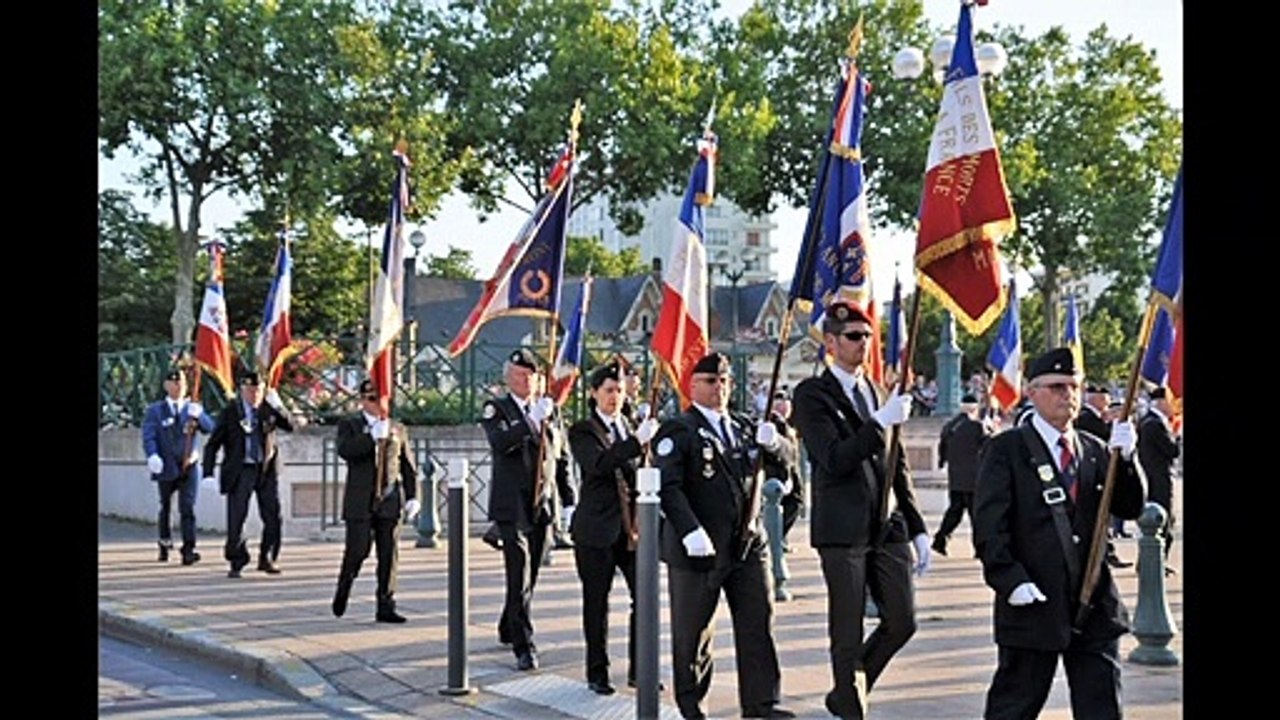 CÉRÉMONIE 13 JUILLET ANGERS 49100  PLACE LECLERC