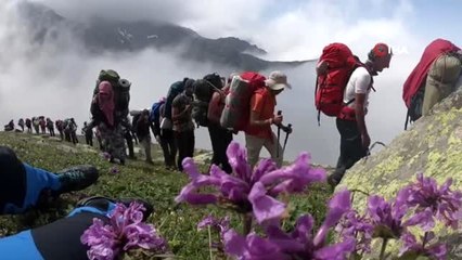 3 bin 492 rakımda Uluslararası Dağcılık ve Yayla Şenliği düzenlendi