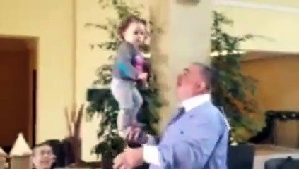 Πέθανε ο Γιώργος Ποζίδης Τα συκινητικά μηνύματα των καλλιτεχνών φίλων του