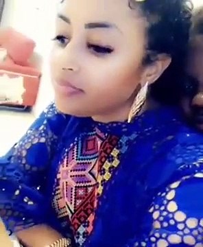 Sokhna Aïdara en plein délire avec ses amies