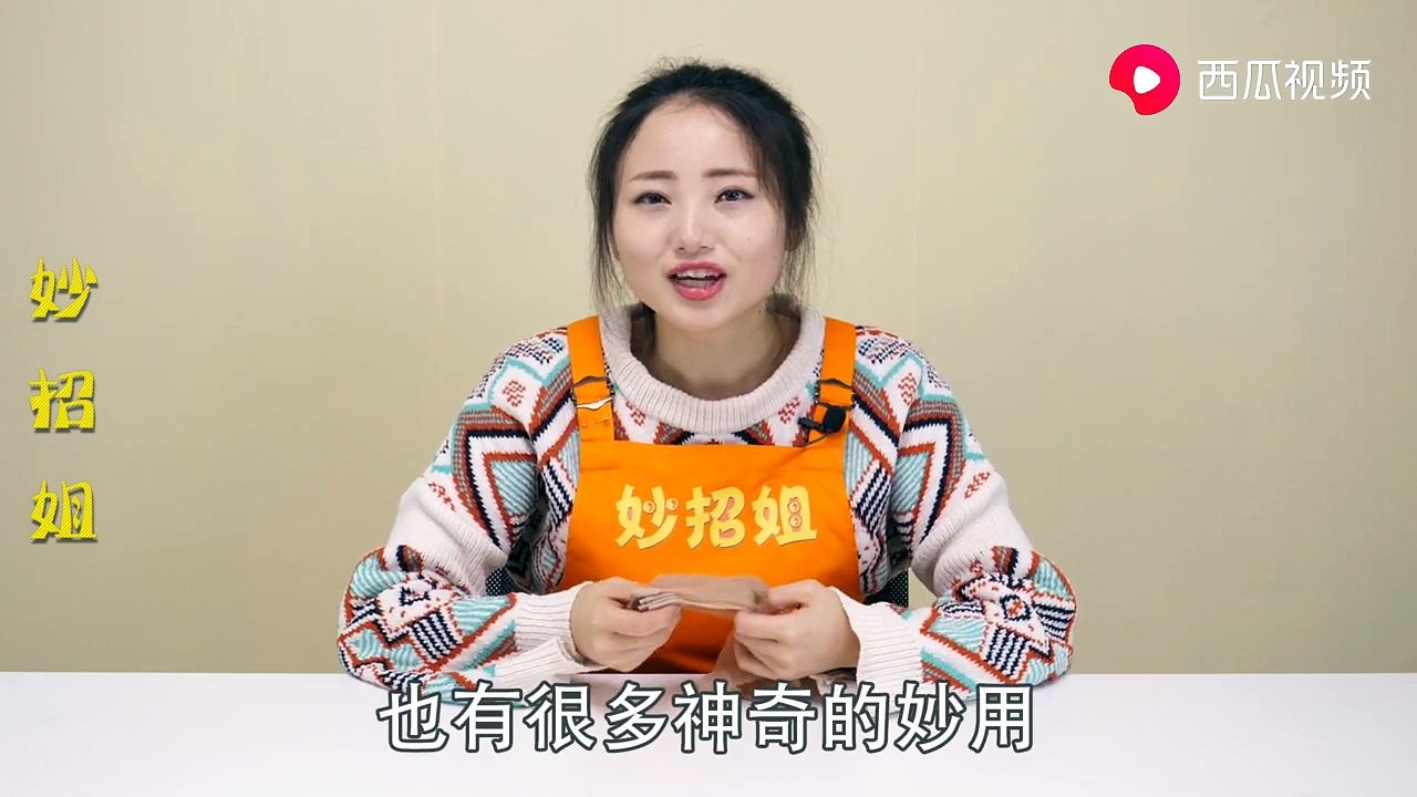 【The magical use of tea】把茶叶装到丝袜里，解决了很多家庭都困扰的一个难...