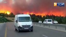 قسنطينة: حريق بغابة جبل الوحش يحاصر السكان ويصل إلى الطريق السيار
