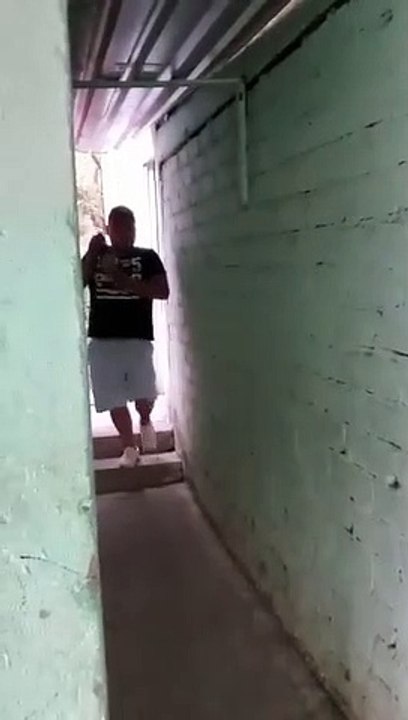 bailando con la bottella