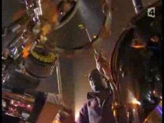 Manu DIBANGO Featuring Yannick NOAH "Soul Makossa"