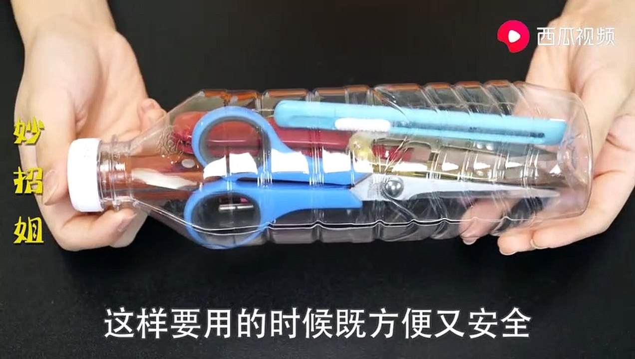 【Eggs in a mineral water bottle】把鸡蛋塞到矿泉水瓶里，解决了大...