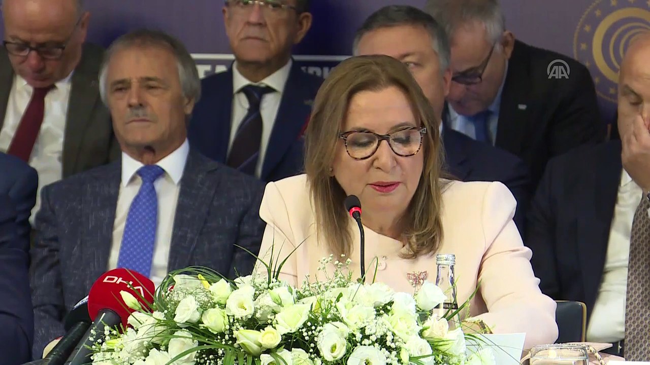 Bakan Pekcan: '2019 yılının Temmuz ayında en fazla  ihracat yaptığımız ülkeler gene en başta Almanya, ikincisi İngiltere' - İZMİR