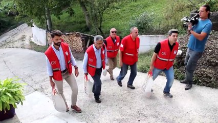 Türk Kızılay vekalet ağını Amerika'dan Filipinler'e kadar yaydı - İZMİR