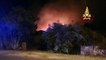 Sinnai (CA) - Incendio a Solanas, fiamme vicino abitazioni (02.08.19)
