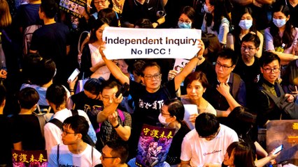 Hong Kong's civil servants join pro-democracy rally