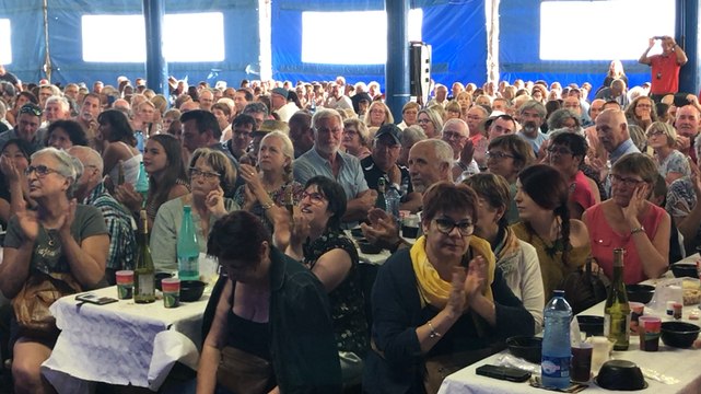 1 200 convives à la cotriade du port de pêche