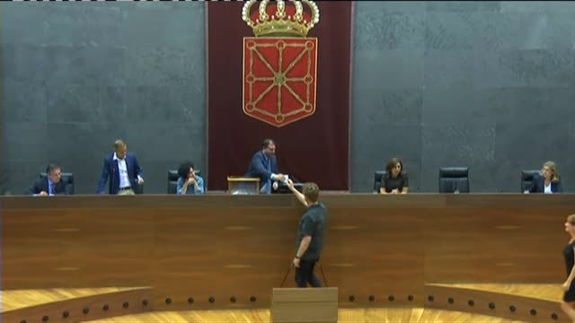 María Chivite se convierte en la presidenta del gobierno navarro