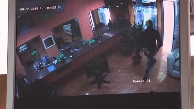 Apuñalada una mujer en el barrio del Raval por su expareja