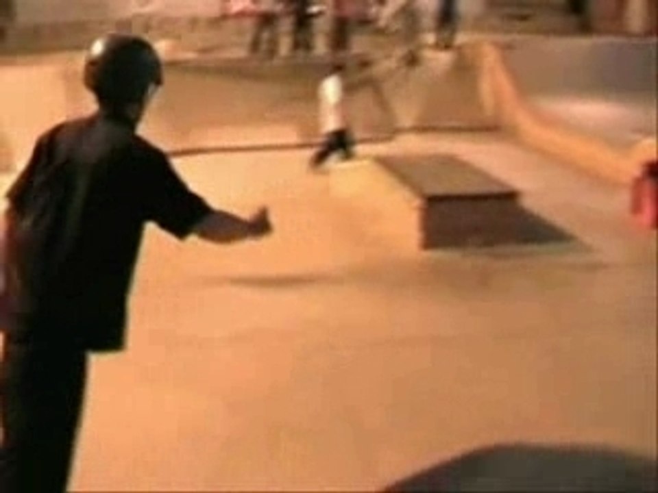 Sk8 Hall 04