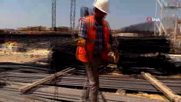 Yapımı hızla devam eden 400 yataklı Yalova Devlet Hastanesi inşaatı havadan görüntülendi