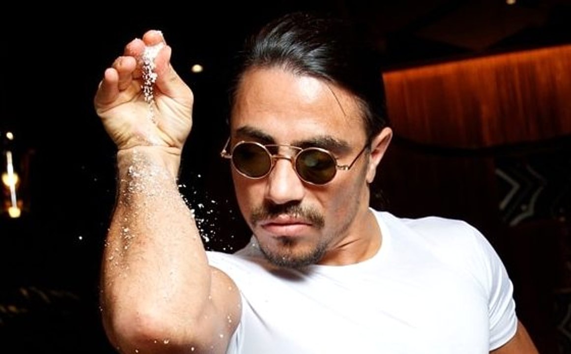 Sosyetik kasap Nusret Gökçe'nin restoranında ilginç evlilik teklifi