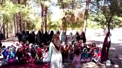 Tekbir getiren çocuklar