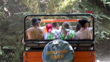 MUĞLA TURGUT ŞELALESİ'NE GİRMEK CESARET İSTİYOR