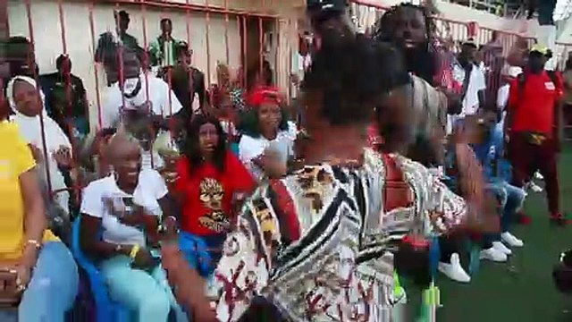 ouzin keita se bat à nouveau lors du match mbalakhman rappeurs