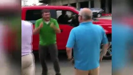 Trump destekçisi, 'Trump karşıtı' yaşlı adama saldırdı