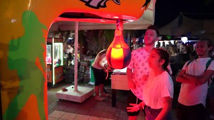 PARA İÇİN YAP #8   BOKS MAKİNESİNE KAFA ATTI !!