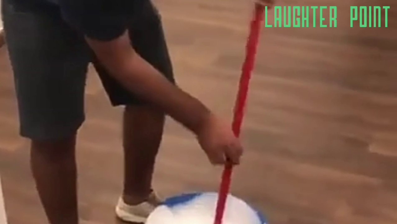 FUNNY VIDEO YOU MUST WATCH - STRATEGIC FUNNIEST VIDEO EVER