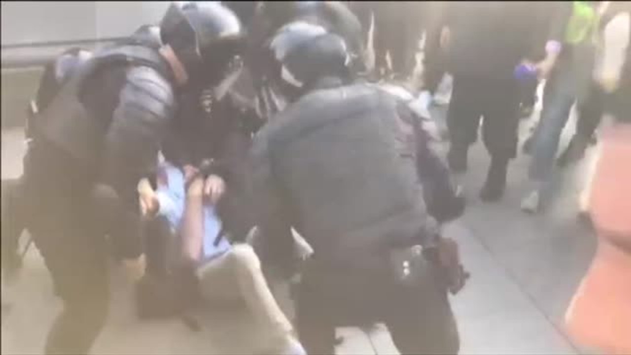 Una nueva manifestación opositora en Rusia se salda con otros 700 detenidos en Moscú