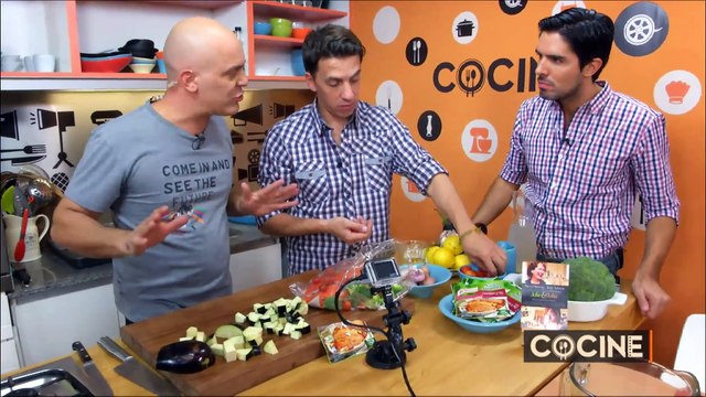 Trucha arco iris con vegetales y salsa blanca, con sabor al horno Knorr, de la película Julie & Julia , por Santi Giorgini