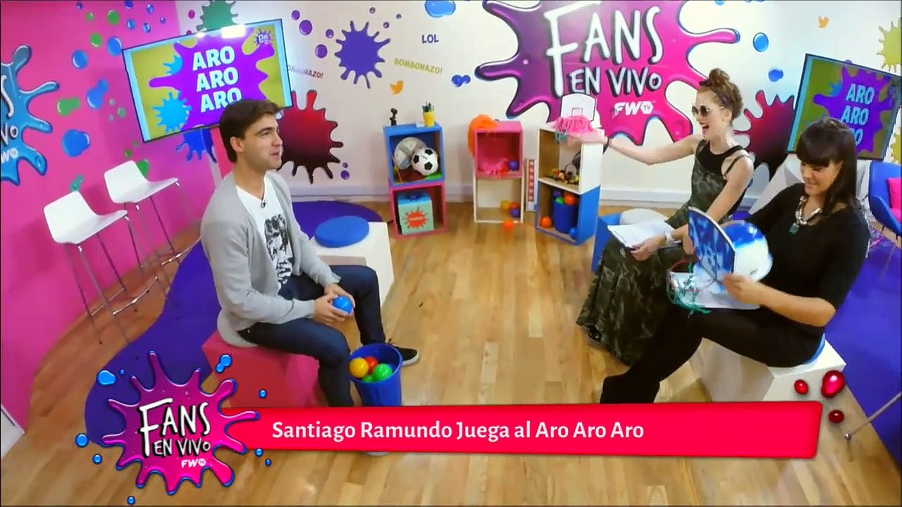 Santiago Ramundo juega al Aro Aro Aro - Fans en...