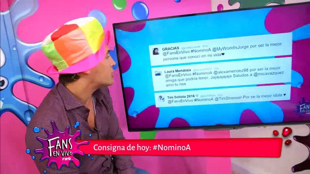 Blooper Mica se rie fuerte - Fans en Vivo #187