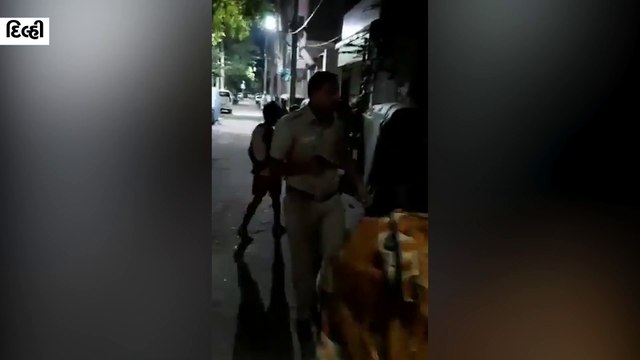 દારૂ માફિયાના પરિવારે કોન્સ્ટેબલને ઘેરી લેતાં જવાને આત્મરક્ષા માટે ચલાવી ગોળી