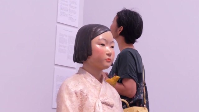 '평화의 소녀상' 작가들이 말하는 日 정부의 전시 방해 / YTN