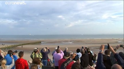 شاهد: بعد فشل المحاولة الأولى "الجندي الطائر" ينجح في عبور القنال الإنجليزي