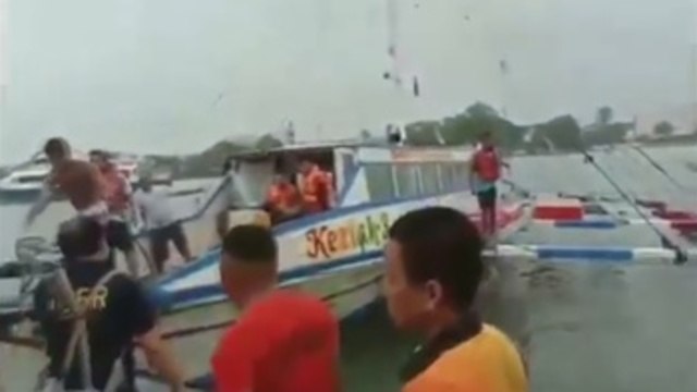 Una treintena de muertos y desaparecidos en tres naufragios en Filipinas