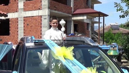 Emniyet müdürünün makam aracı sünnet arabası oldu - TOKAT