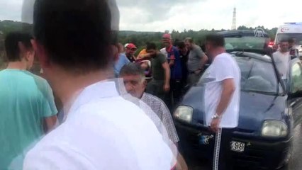 Kazazedelere yardım için duran minibüse otomobil çarptı: 1 ölü, 6 yaralı