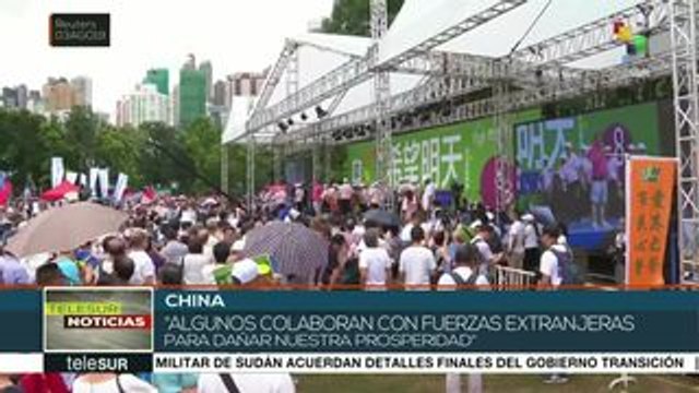 China: Ciudadanos rechazan violencia y protestan contra injerencia