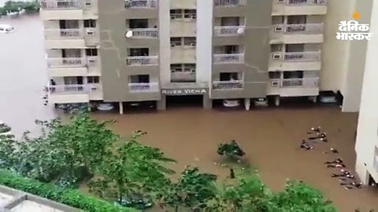 मुंबई में अगले 24 घंटे भारी बारिश की चेतावनी, म...