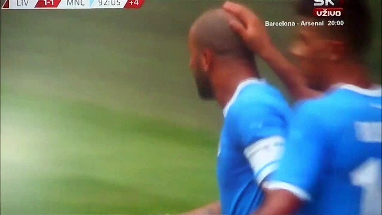 Walker fantastic goal line save vs Liverpool