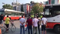 Özel halk otobüsü ile servis aracı çarpıştı: 12 yaralı - MERSİN