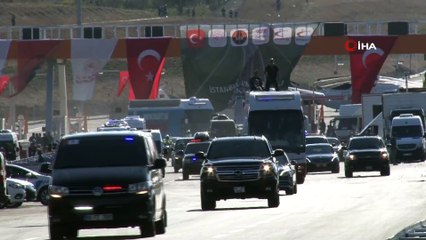 Cumhurbaşkanı Erdoğan, Bursalı kadınlara çay ikram etti