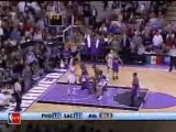 NBA - Amare Stoudemire Blocks Brad Miller To Save The Game