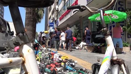 İzmir'in göbeğinde 'Ne alırsan 1 TL' pazarı