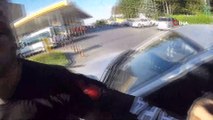 Motosikletlinin ölümden döndüğü kaza sonrası yaşanan arbede kamerada